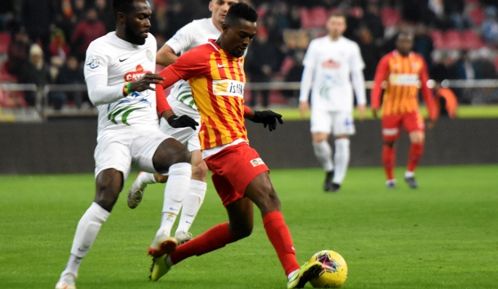 Beşiktaş'tan iki isme yakın takip!