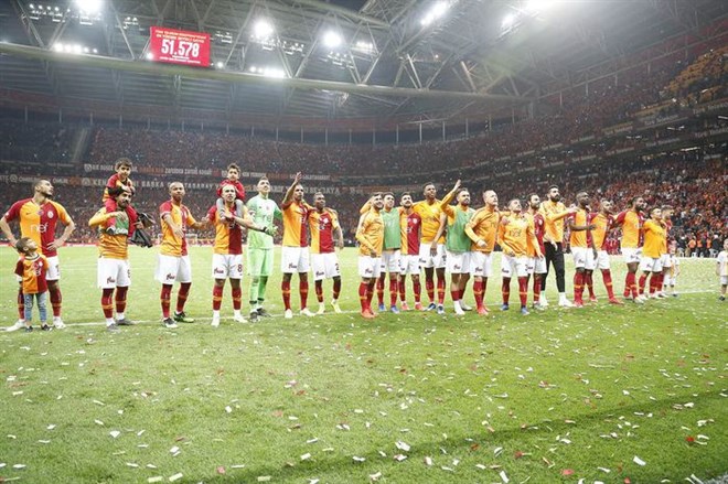 Galatasaray taraftarları şampiyonluğa inanıyor