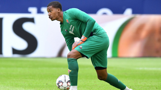 16 - Alban Lafont 28 milyon Euro