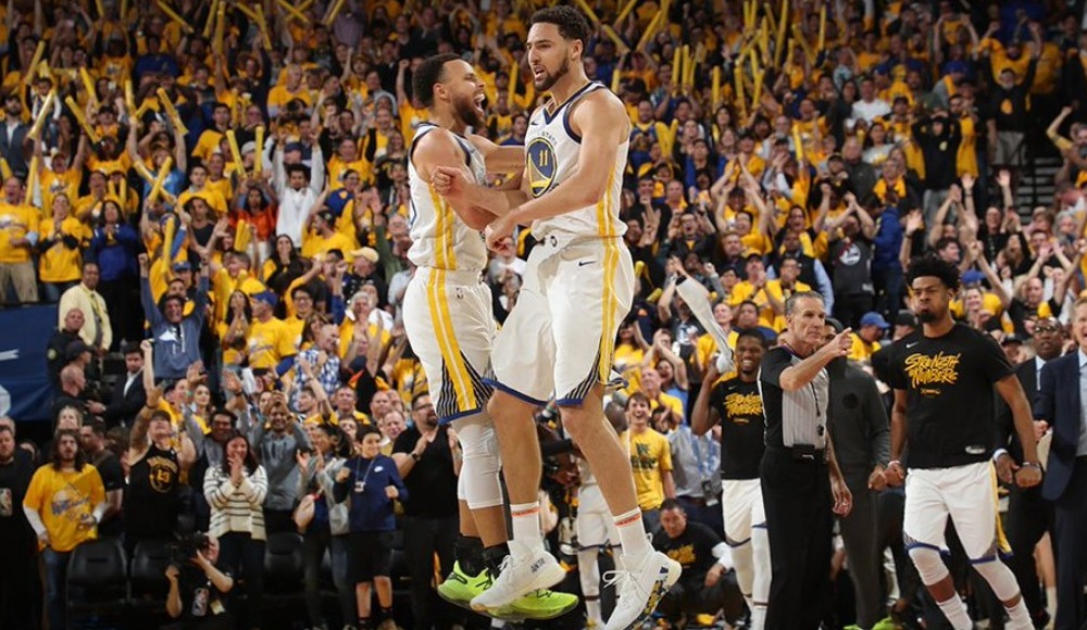 Warriors avantajı kaptı! Durant maçı tamamlayamadı...