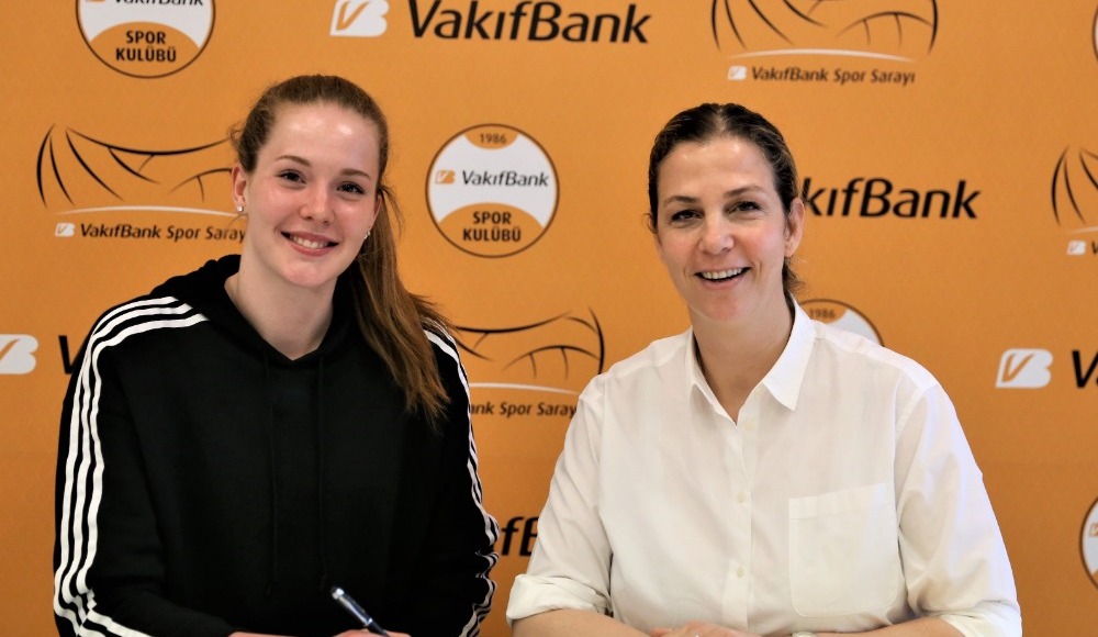 İsveç kraliçesi Haak VakıfBank'ta