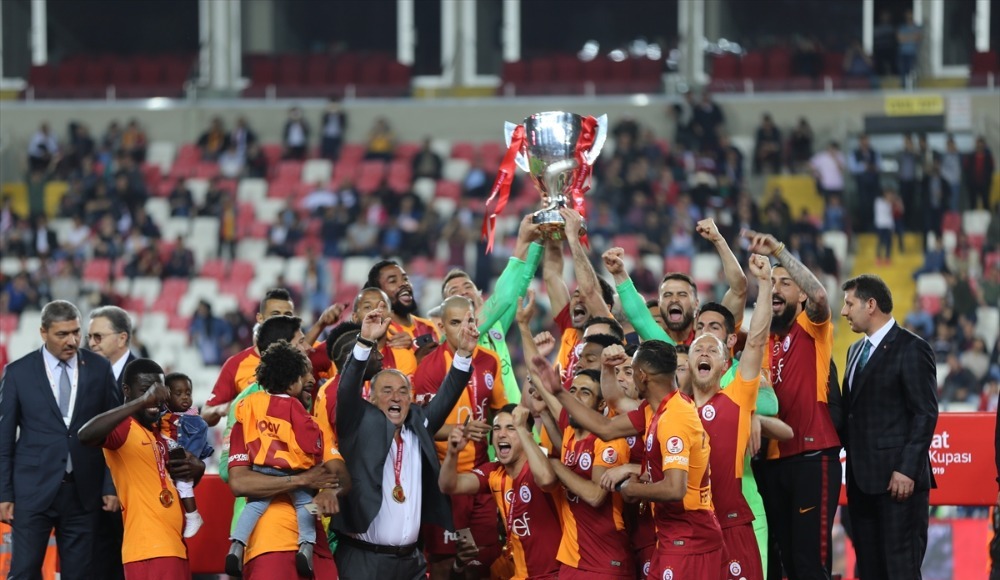 "Çifte kupa Galatasaray'ın olur"