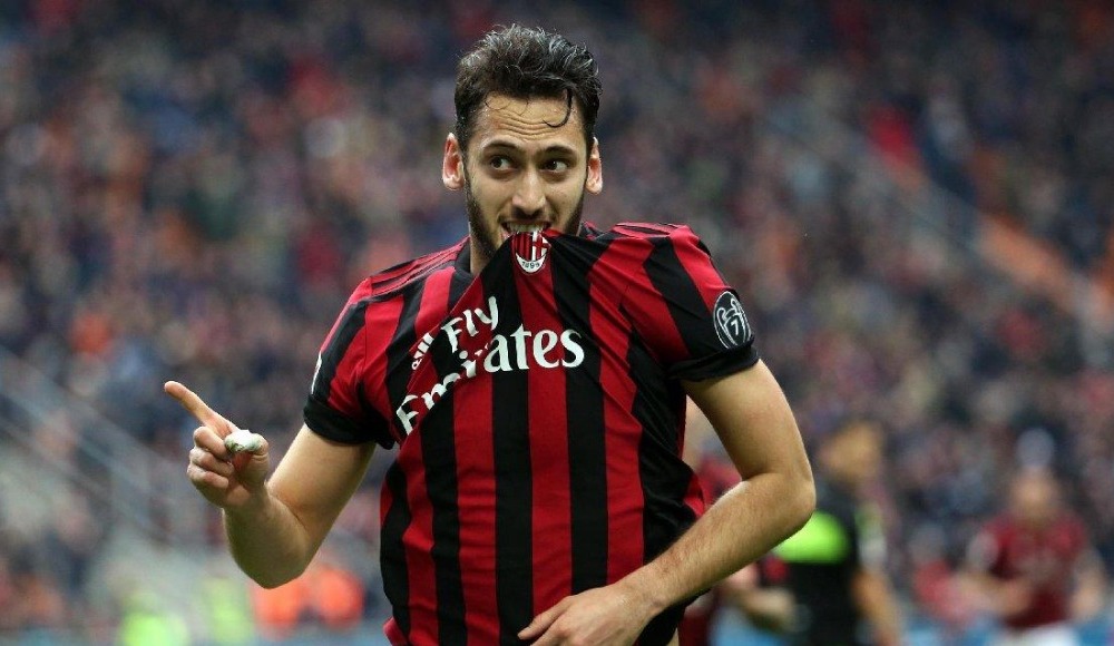 Hakan Çalhanoğlu yıldızlaştı / 19-22 Ekim Haftası