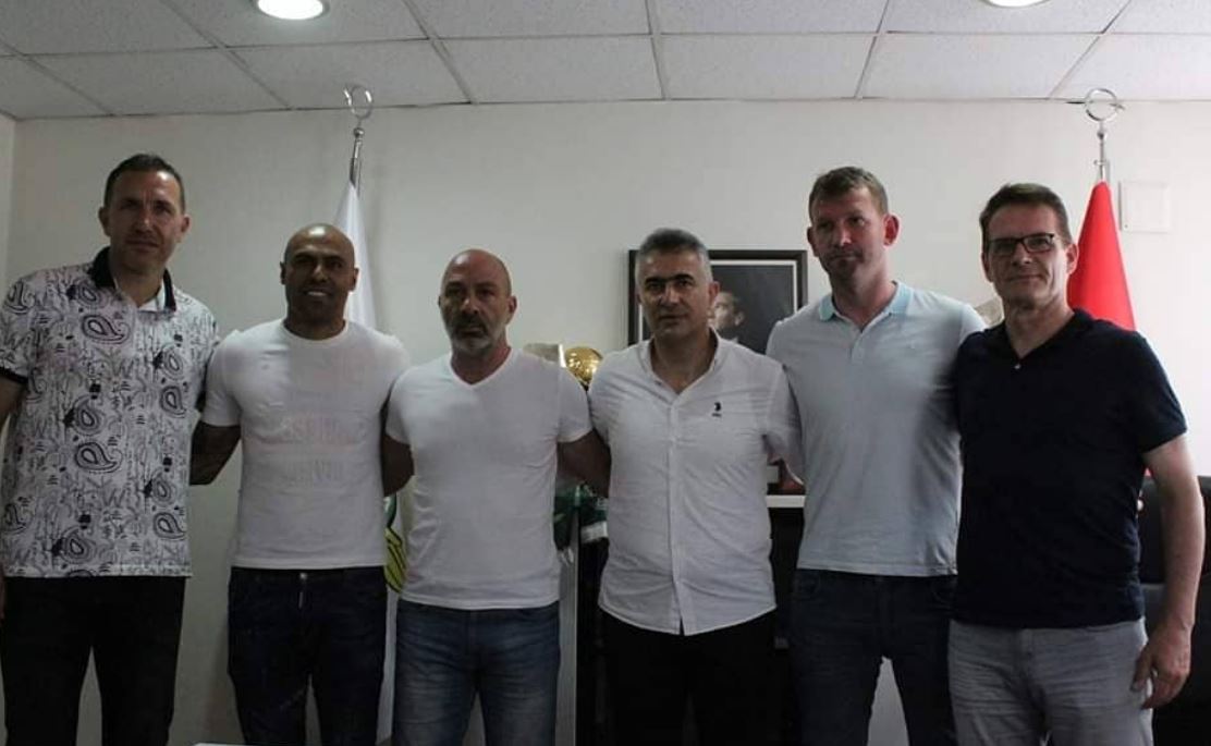 Mehmet Altıparmak: "Gecemizi gündüzümüze katacağız, Süper Lig'e çıkacağız"
