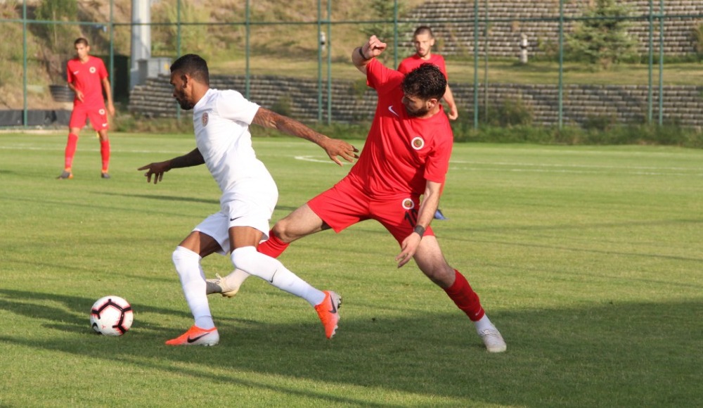Antalyaspor ile Gençlerbirliği hazırlık maçında 1-1 berabere kaldı