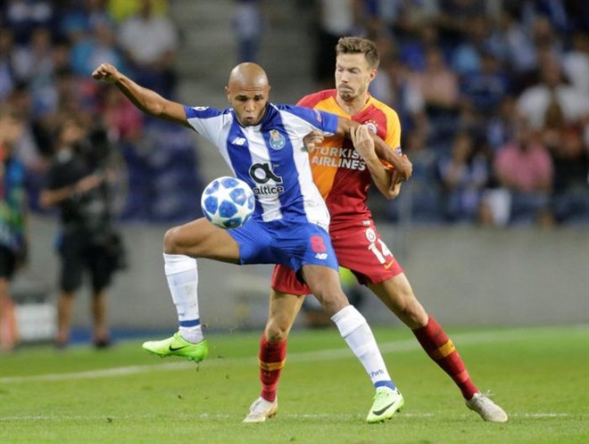 Brahimi, Al Rayyan ile sözleşme imzalamak üzere