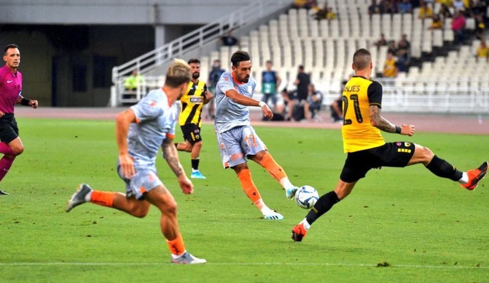 Başakşehir, AEK ile 0-0 berabere kaldı
