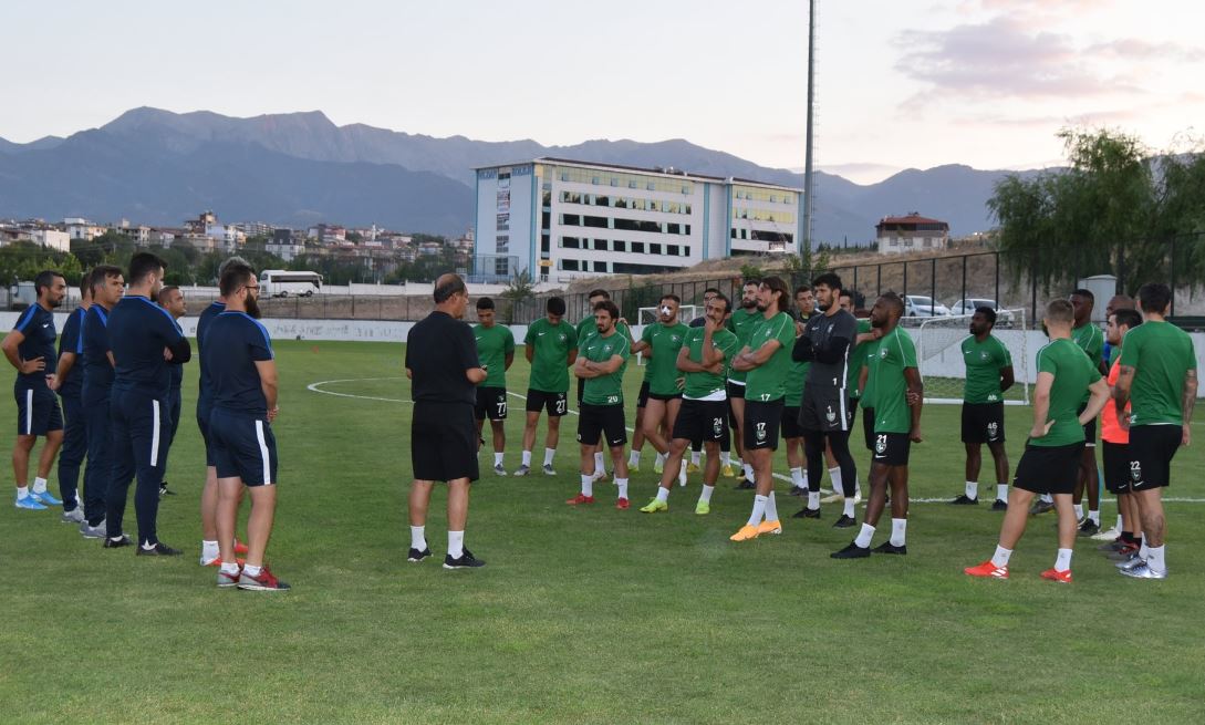 Yücel İldiz: "Amacımız Süper Lig'de başarılı olabilmek"