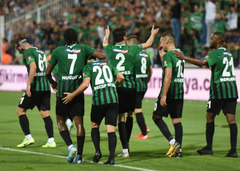 “Futbolcularımız kalitelerini sahaya yansıttı”