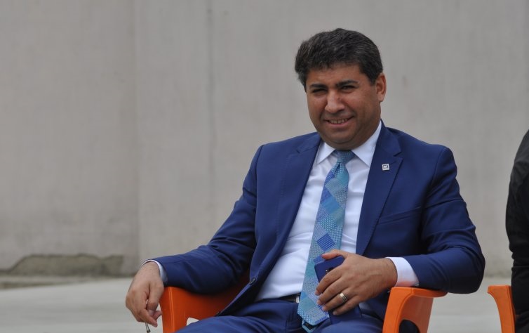 “Şehrimizde 1 ay maç yok, stadın işlemleri var”