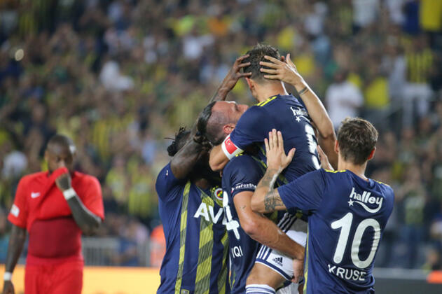 Yeni Fener’de hayat var - Oktay Derelioğlu / Takvim