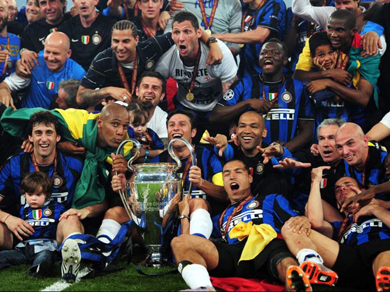 Quaresma 2009-10 sezonunda Şamp. Ligi kazanan Inter kadrosunda yer alıyordu