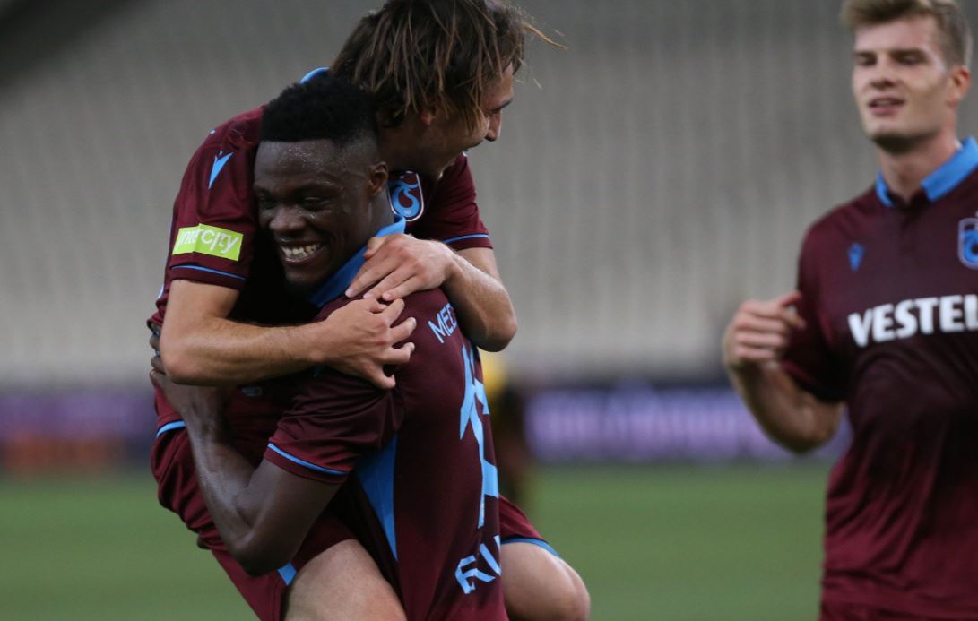 "Trabzonspor, AEK'yı Titanik gibi batırdı, yıktı"
