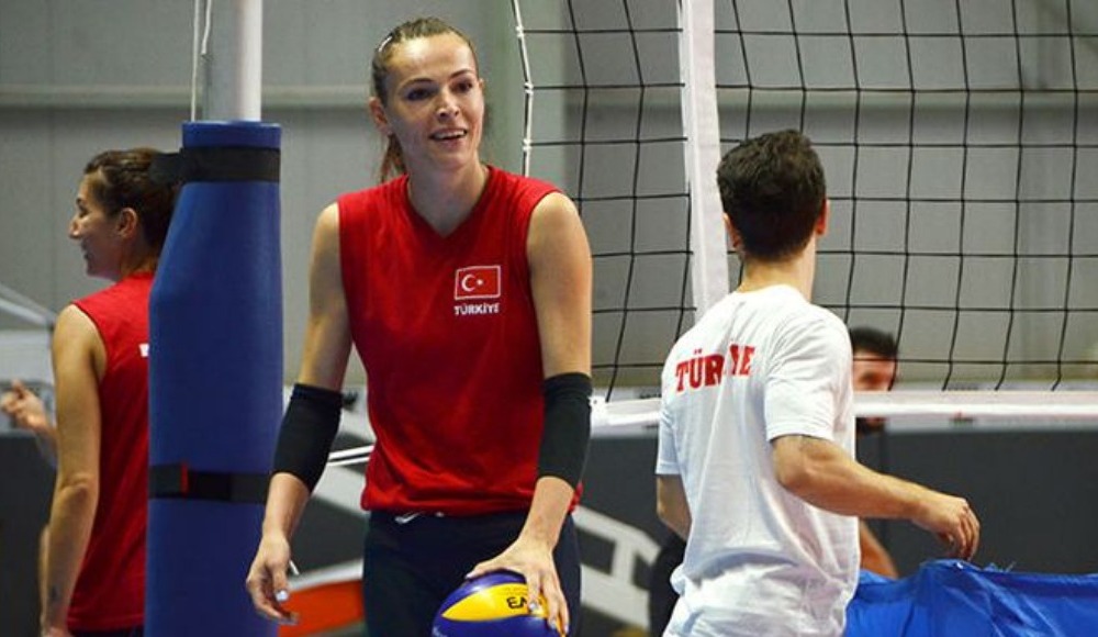 Milli voleybolculardan şampiyona değerlendirmesi
