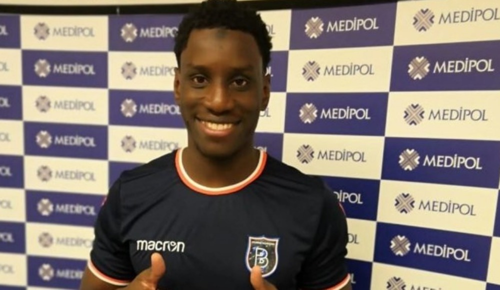 Beşiktaş, Başakşehir'den Demba Ba'yı istedi!