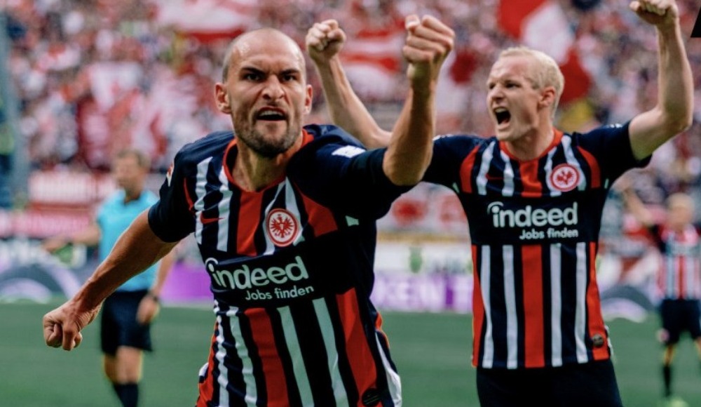 Eintracht Frankfurt, son dakikalarda attığı golle kazandı