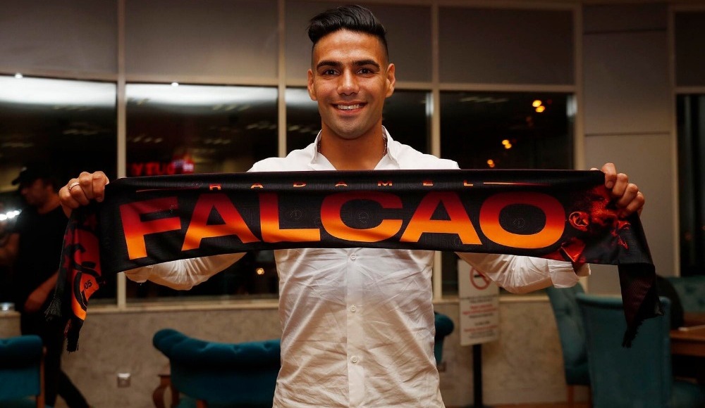 Falcao ve Andone geldi, Diagne ile Mitroglou ayrıldı