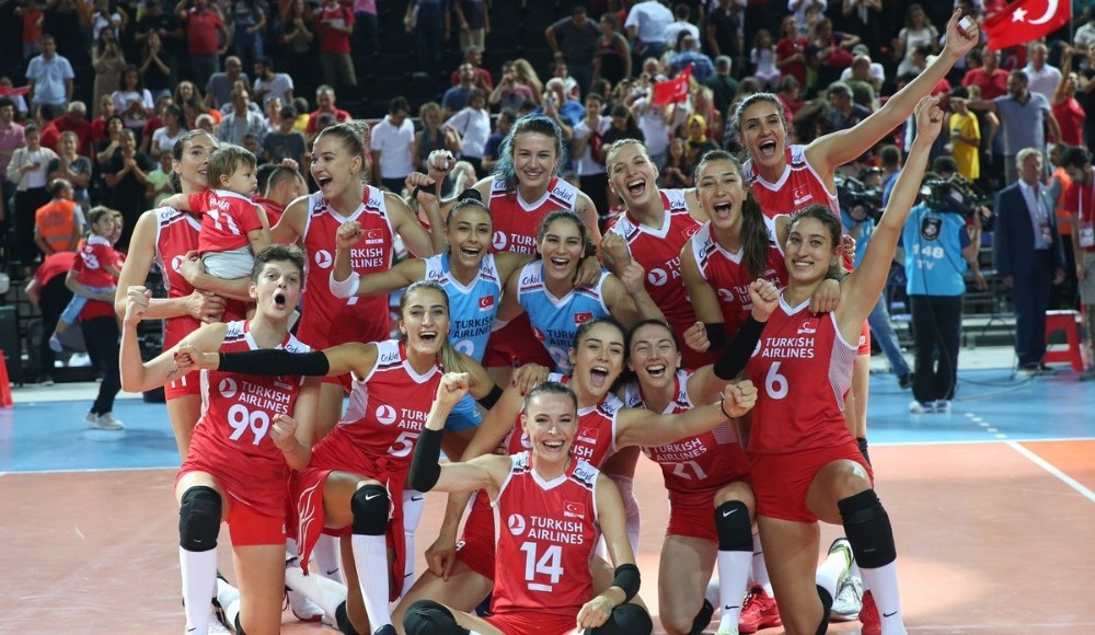 Filenin Sultanları, yarı finalde!
