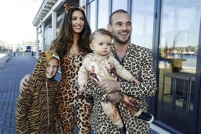 Sneijder'in hesabında halen o fotolar duruyor