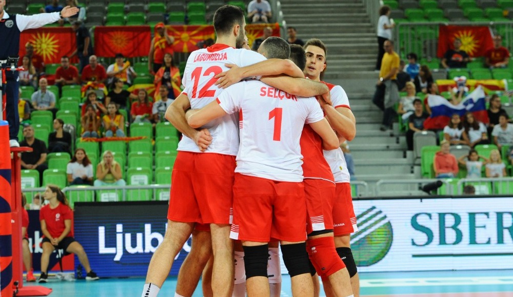 A Milli Erkek Voleybol Takımı, Kuzey Makedonya'yı 3-0 mağlup etti