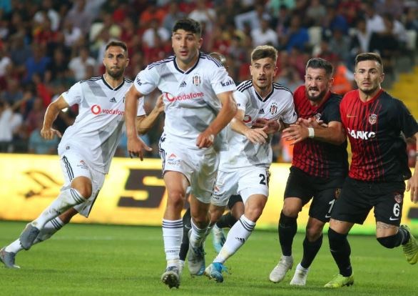 "Oyundan kopacak skora gidiyorsun"