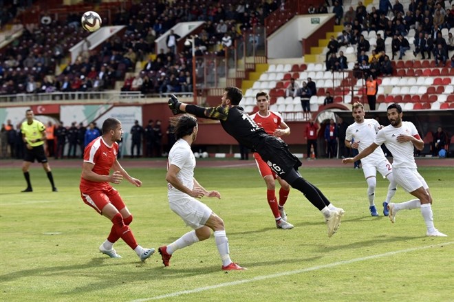 TFF 2. Lig: Gümüşhanespor: 1 - Pendikspor: 1
