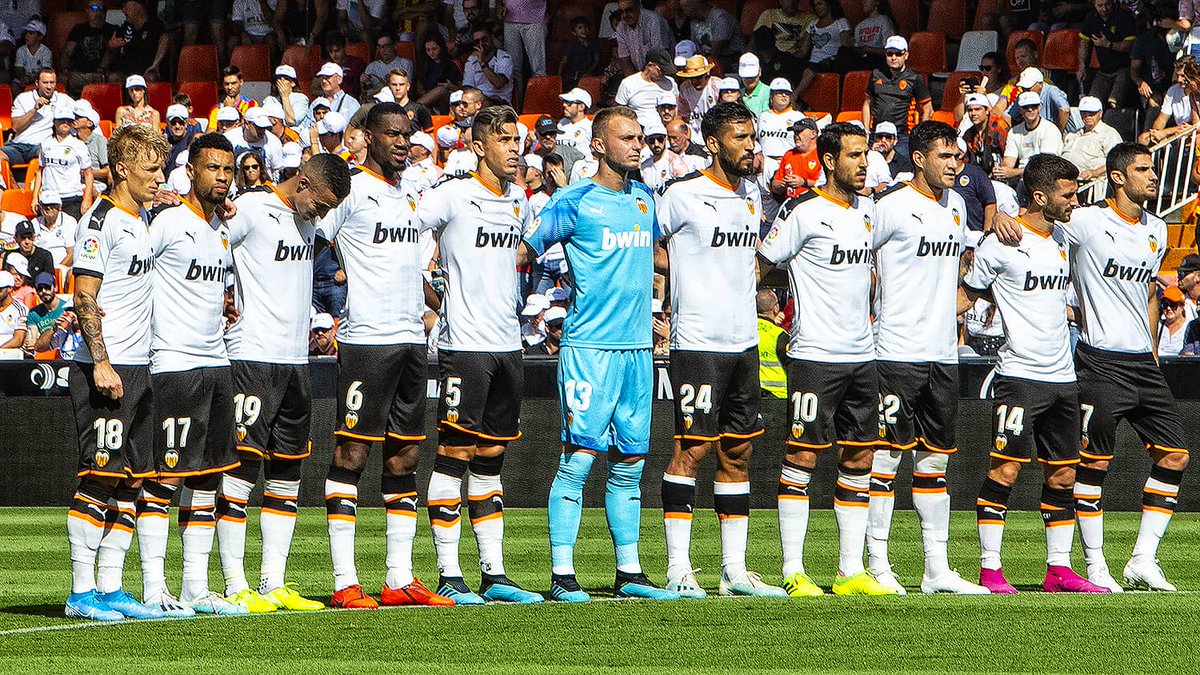 Victor Ruiz: "Valencia'nın şampiyonluk şansı zor"