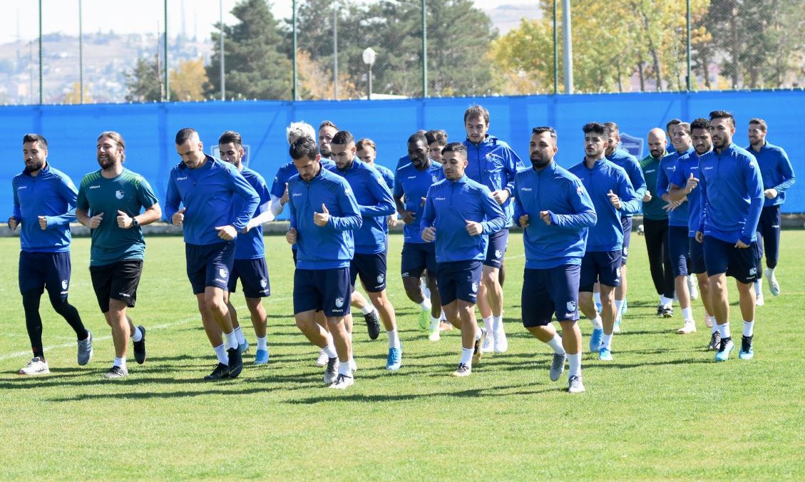 Erkan Sözeri: "Mücadele vermeyen oyuncularla devre arasında yollarımızı ayıracağız"