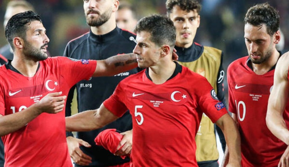 Emre Belözoğlu'dan fedakarlık! "Bu maçta oynayamazsam..."