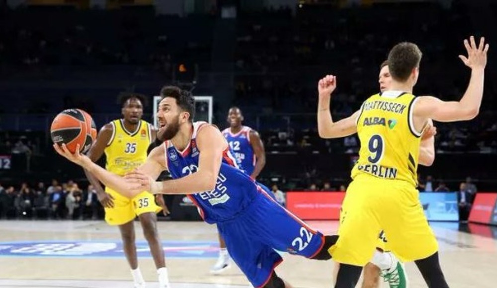 Haftanın MVP'si Anadolu Efes'ten Micic!