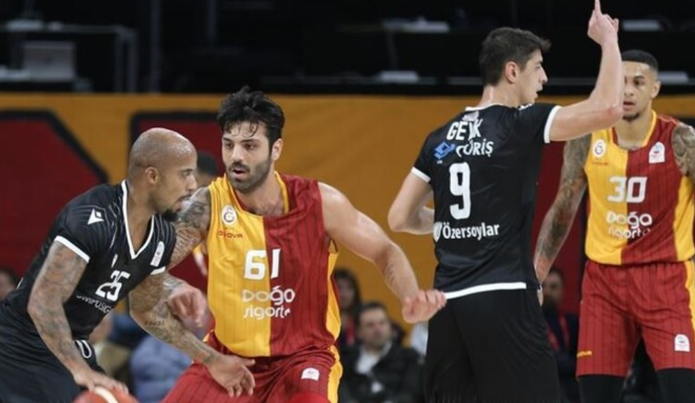 Galatasaray, Beşiktaş'ı mağlup etti