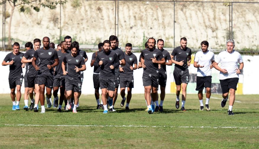 Tolgahan Acar: "Fenerbahçe karşısında yenilmemek galip gelmek kadar kıymetli"