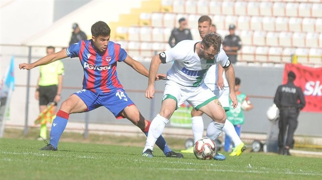 Niğde Anadolu FK, sahasında Sakaryaspor’a 2-1 mağlup oldu