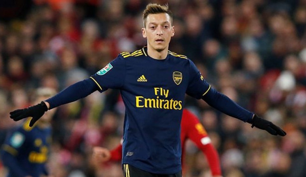 Fenerbahçe'ye dev rakip! Mesut Özil transferinde...