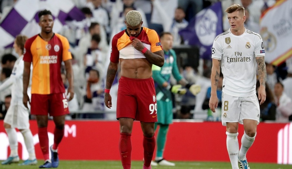 "Galatasaray çok basit hatalar yaptı, şaşkınlıkla izliyorum"