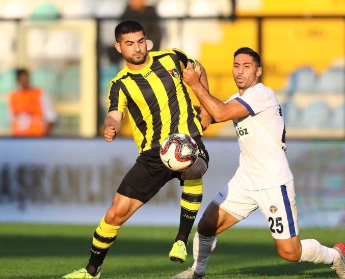Menemenspor son dakikalarda attığı golle kazandı
