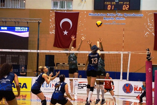 Aydın Büyükşehir Belediyespor, PTT’yi 3-2 mağlup etti