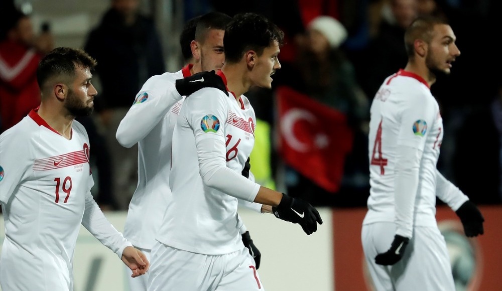 "Ülke futbolunu tanıtmak istiyoruz"