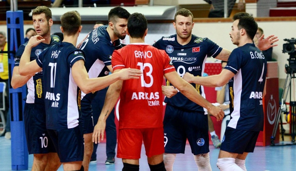 Bursa Büyükşehir Belediyespor, Arkas Spor'u geçti