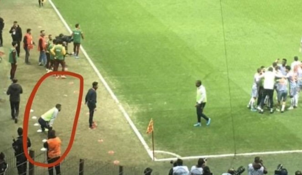Gole sevinmedi, ısınma hareketlerine devam etti!