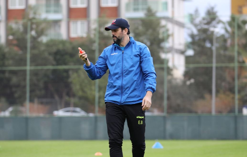 Kaan Kanak: "Erol Bulut, hırslı ve çalışkan bir teknik adam"