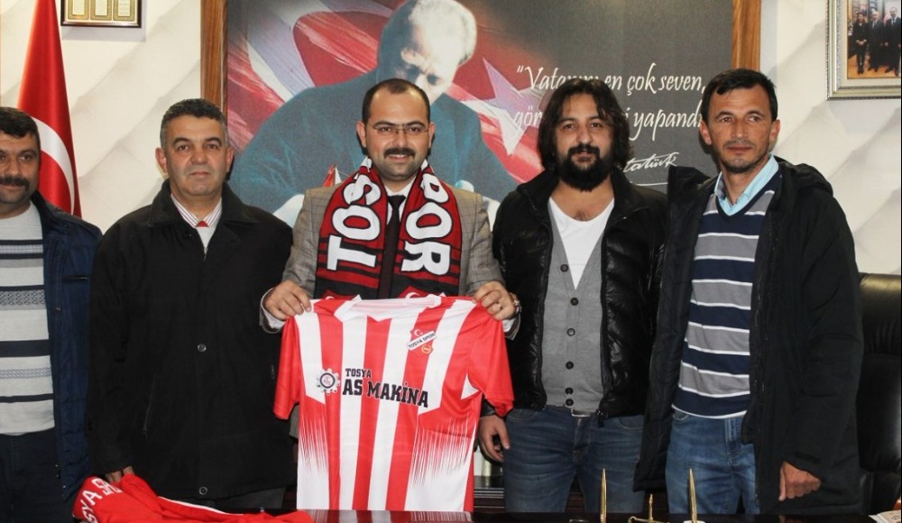Belediye başkanı, amatör ligde futbol oynayacak