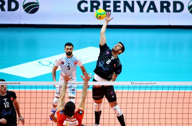 Halkbank Jastrzebski deplasmanında