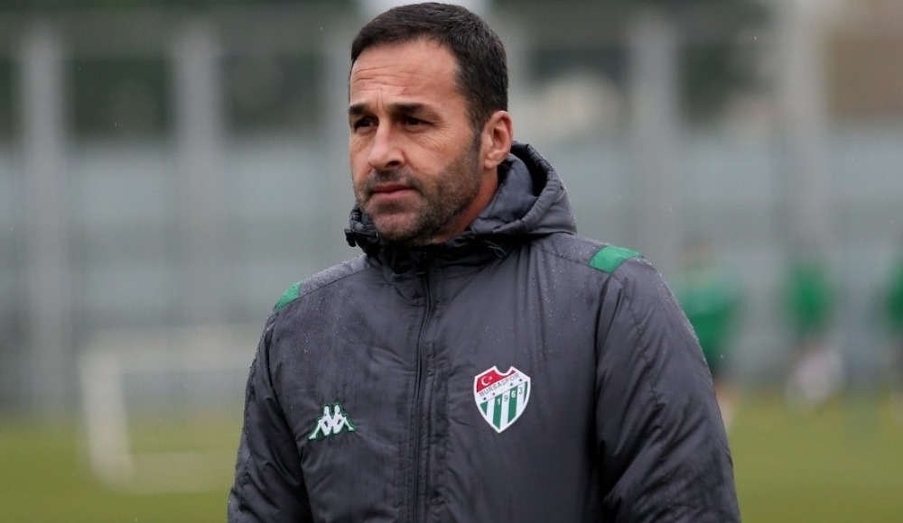 Bursaspor Teknik Direktörü Yalçın Koşukavak: "Sezon sonu şampiyon olmak istiyoruz"