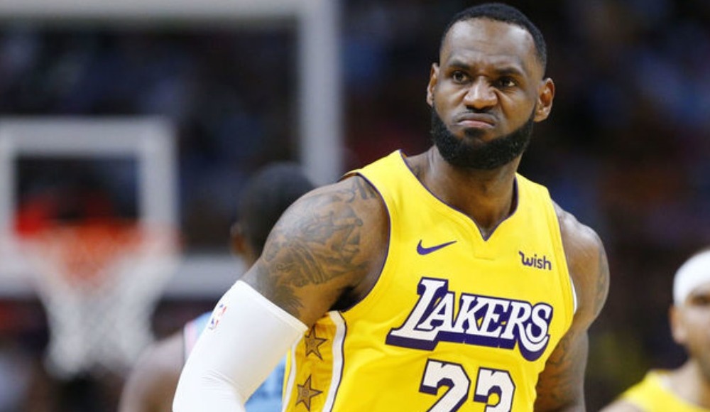 LeBron James takım arkadaşlarına teşekkür etti! Eleştiri...