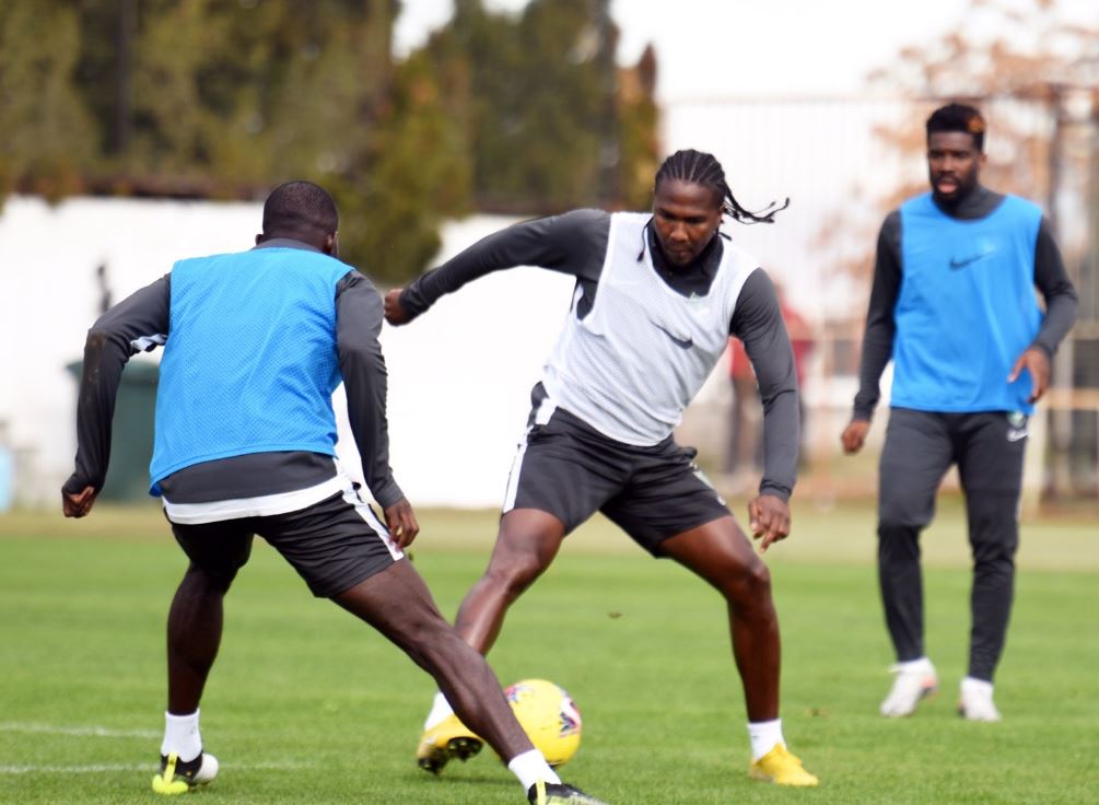 Burak Özsaraç: ”Mali olarak Süper Lig’de birçok kulüpten iyi durumdayız”