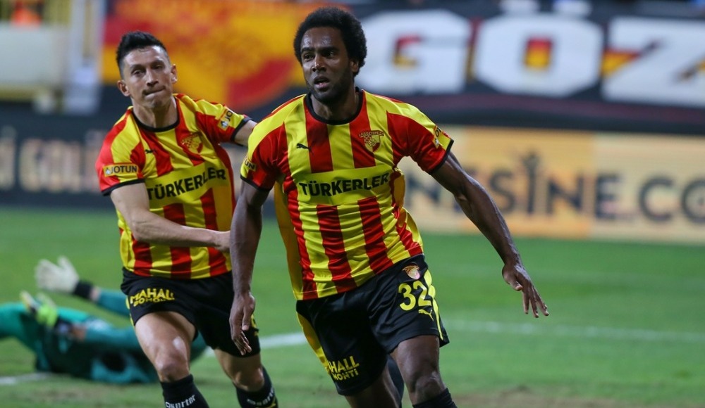 İlhan Palut: "Daha çok gol atabilecek pozisyonlar yakaladık"