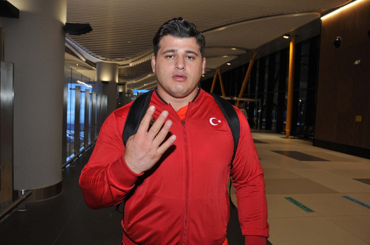 Rıza Kayaalp: "Kariyerime olimpiyat şampiyonluğu eklemek istiyorum"