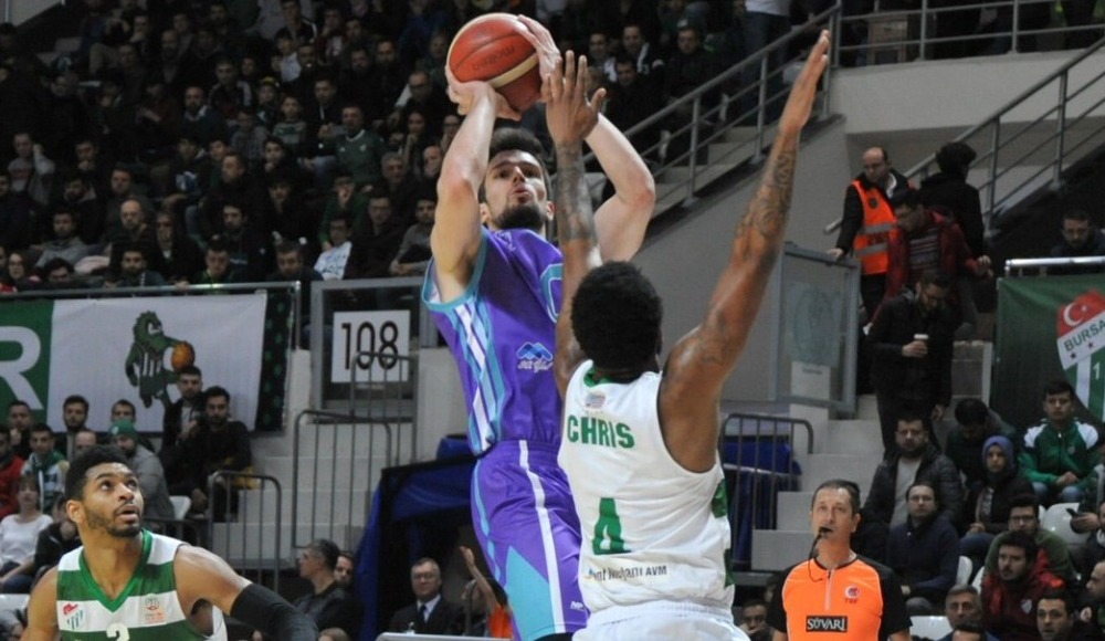 Frutti Extra Bursaspor, sahasında kazandı