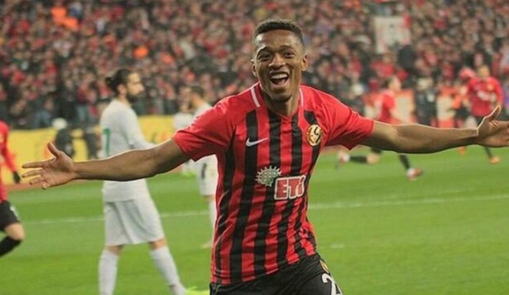 Eskişehirspor'da ilk devrenin gol yükünü yabancılar çekti